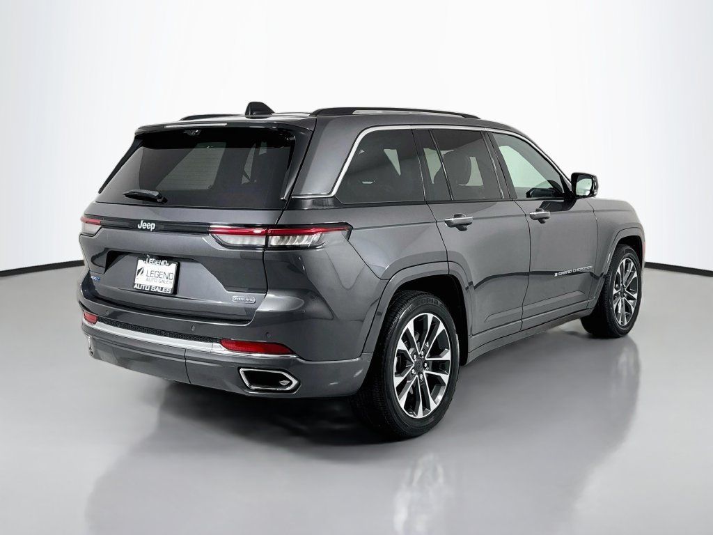 Used 2023 Jeep Grand Cherokee Overland w/ Advanced Protech Group III AWD/4WD image 6