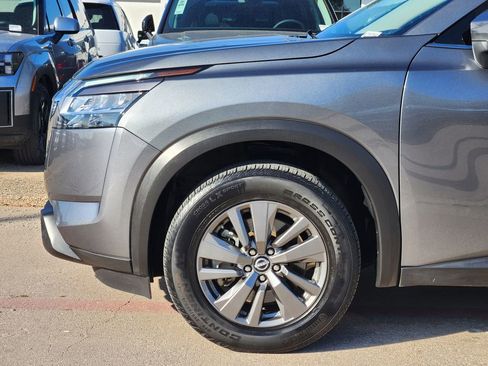 Used 2022 Nissan Pathfinder S w/ Cargo Package image 9