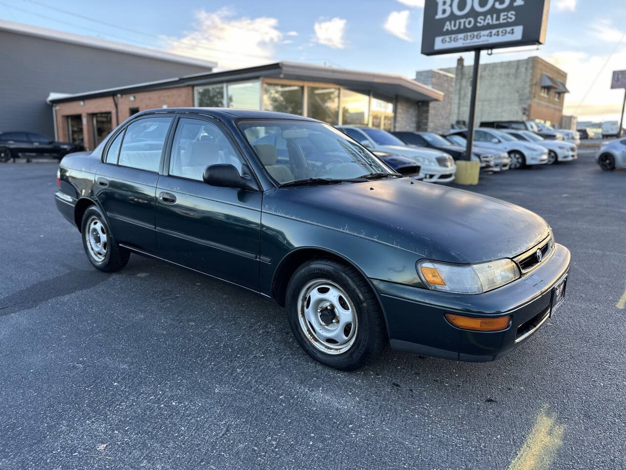 Used 1997 Toyota Corolla w/ Value Pkg FWD image 1