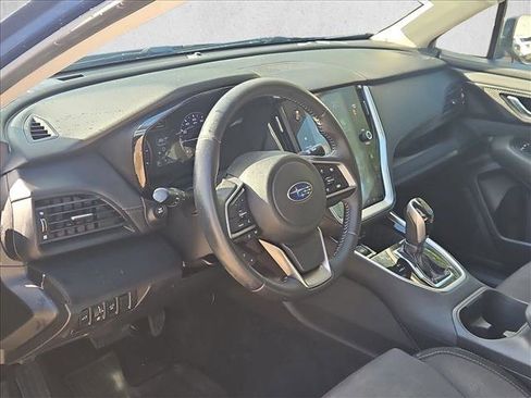 Used 2020 Subaru Outback Premium image 10
