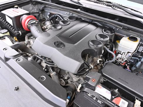 Used 2015 Toyota 4Runner SR5 RWD image 42