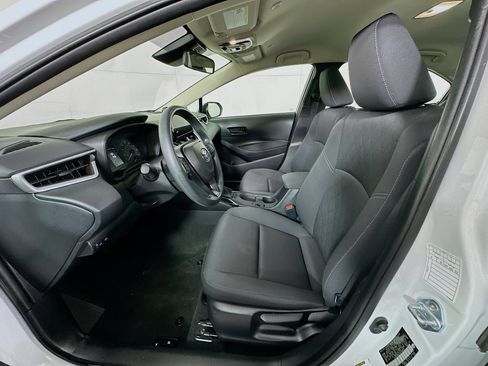 Used 2024 Toyota Corolla LE image 13
