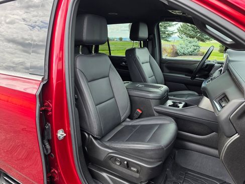 Used 2023 Chevrolet Tahoe LT w/ Luxury Package AWD/4WD image 28