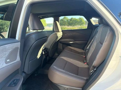 Used 2024 Lexus RX 350 w/ Convenience Package AWD/4WD image 11