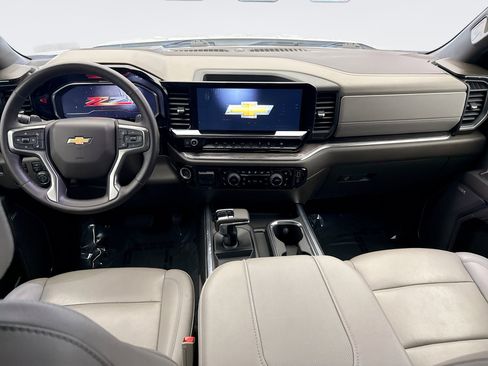 Used 2024 Chevrolet Silverado 1500 LTZ image 14