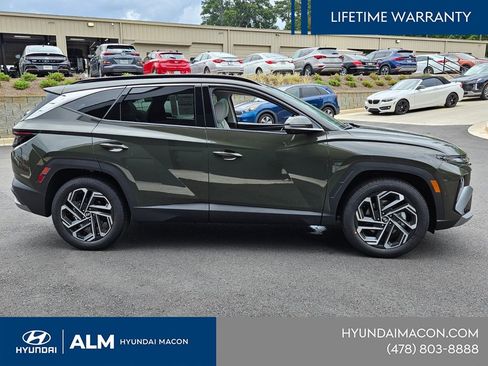 New 2025 Hyundai Tucson Limited FWD image 17