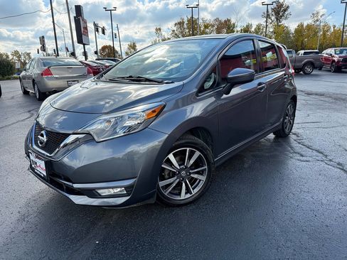 Used 2018 Nissan Versa Note SR image 3