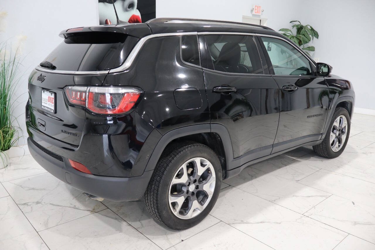 Used 2020 Jeep Compass Limited AWD/4WD image 3