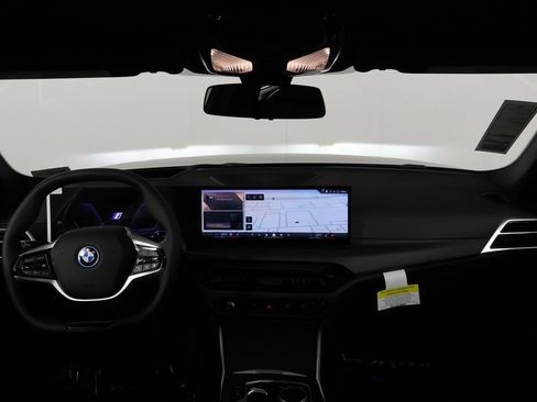 New 2026 BMW i4 eDrive40 w/ Premium Package RWD image 4