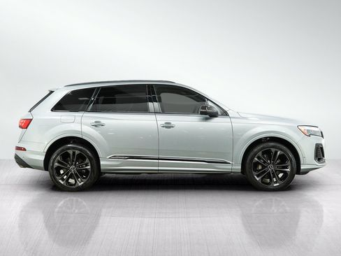 Used 2025 Audi Q7 3.0T Prestige AWD/4WD image 6