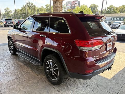 Used 2018 Jeep Grand Cherokee Limited AWD/4WD image 8