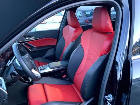 Certified 2025 BMW X1 xDrive28i w/ Convenience Package image 7