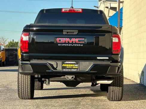 Used 2024 GMC Canyon Elevation image 5