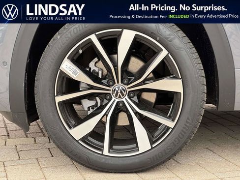 New 2026 Volkswagen Atlas Cross Sport SEL Premium R-Line AWD/4WD image 8