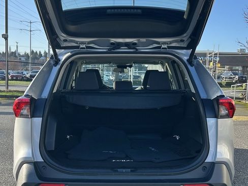 Certified 2024 Toyota RAV4 XLE w/ Convenience Package image 26