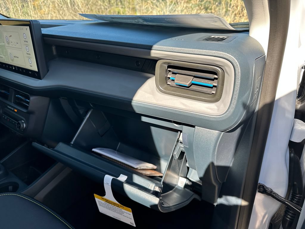 New 2026 Ford Maverick Lobo AWD/4WD image 37