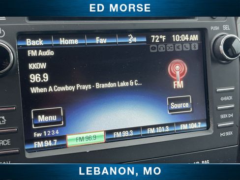 Used 2017 Chevrolet Traverse LT w/ Style and Technology Package FWD image 13