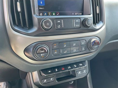 Used 2022 Chevrolet Colorado Z71 image 15