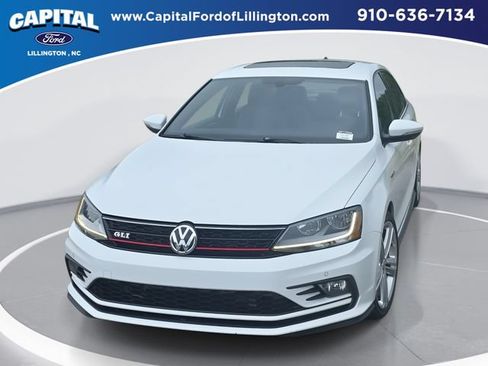 Used 2017 Volkswagen Jetta GLI FWD image 1