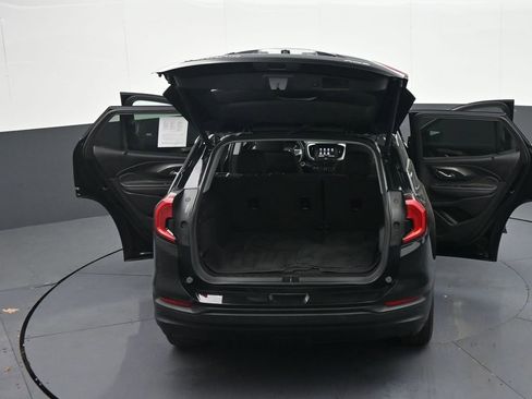 Certified 2023 GMC Terrain SLE w/ Driver Convenience Package AWD/4WD image 40