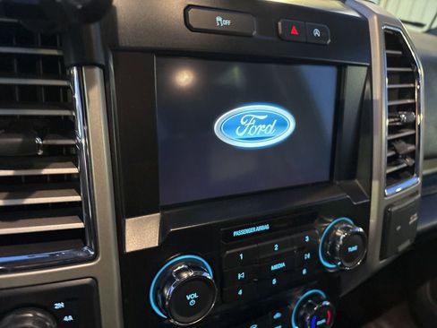 Used 2016 Ford F150 Lariat image 14