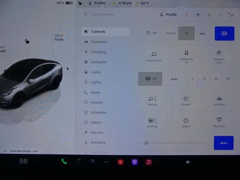 Used 2024 Tesla Model Y Performance image 13