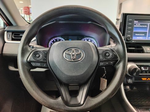 Used 2020 Toyota RAV4 LE w/ Carpet Mat Package FWD image 19