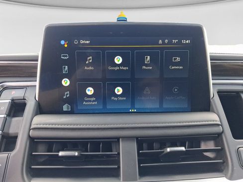 Used 2022 Chevrolet Tahoe LT w/ Luxury Package AWD/4WD image 17