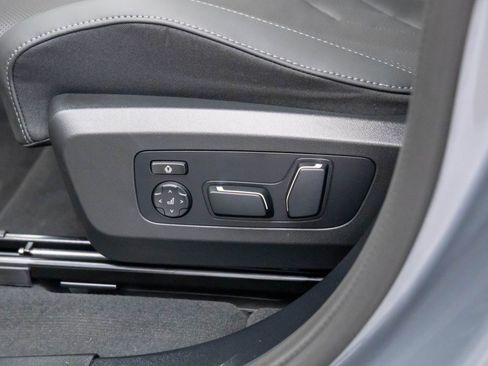 Used 2025 BMW X3 xDrive30i w/ Premium Package image 14