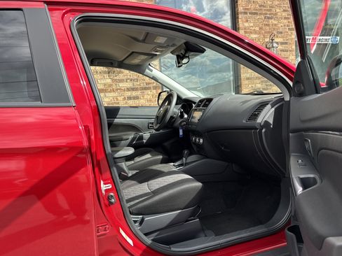 Used 2022 Mitsubishi Outlander Sport ES AWD/4WD image 14