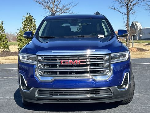 Used 2023 GMC Acadia SLT image 34