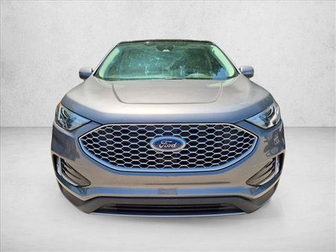 Certified 2023 Ford Edge SEL w/ Convenience Package AWD/4WD image 2
