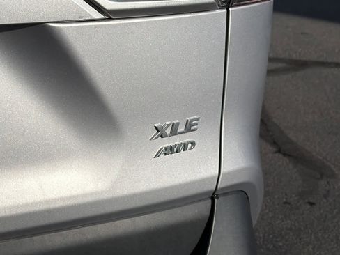 Used 2024 Toyota RAV4 XLE image 28