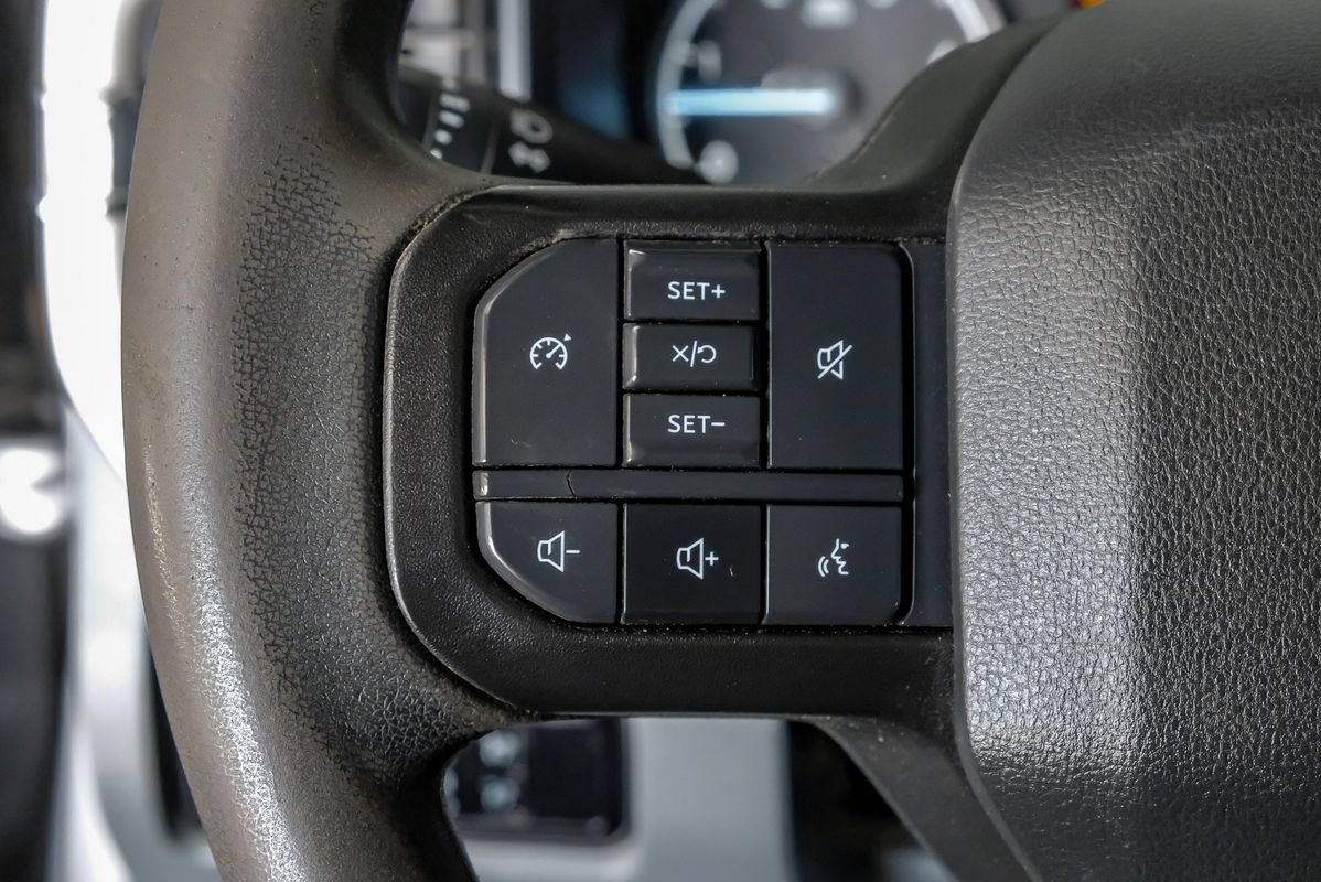 Used 2023 Ford F350 XLT AWD/4WD image 17