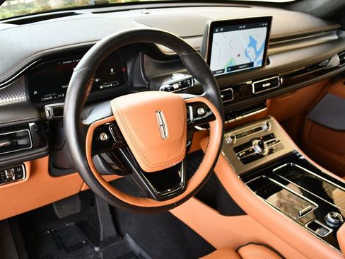 Used 2020 Lincoln Aviator Black Label w/ Dynamic Handling Package image 42