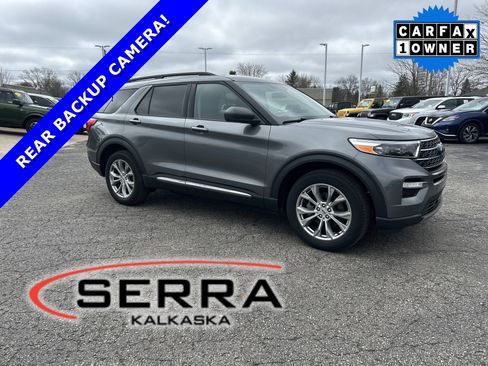 Used 2022 Ford Explorer XLT w/ Equipment Group 202A image 1