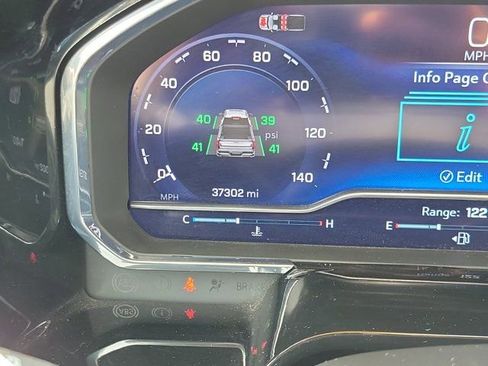 Used 2025 Chevrolet Silverado 1500 LT AWD/4WD image 20