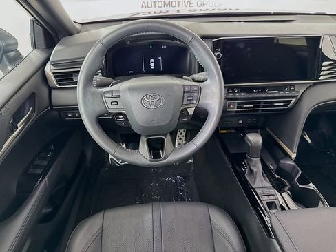 Used 2025 Toyota Camry XSE image 23