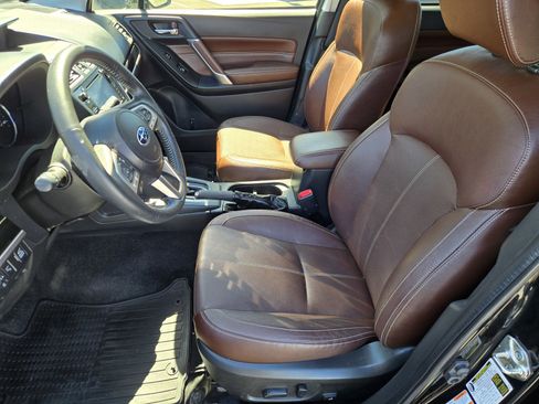 Used 2017 Subaru Forester 2.5i Touring AWD/4WD image 15