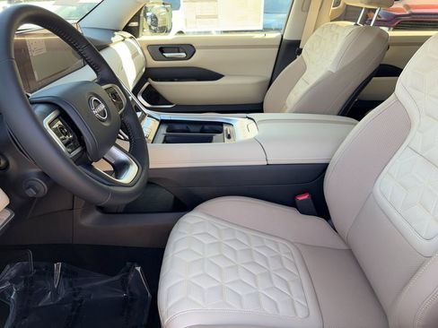 New 2026 Nissan Armada Platinum RWD image 7