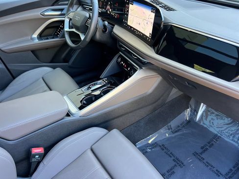 Certified 2025 Audi Q5 Premium Plus AWD/4WD image 22