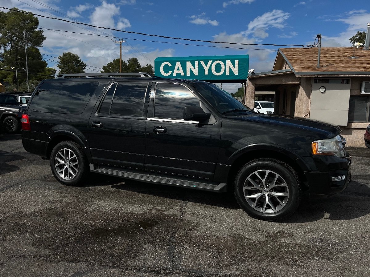 Used 2015 Ford Expedition EL XLT w/ Equipment Group 202A RWD image 2