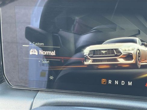 Used 2024 Ford Mustang GT Premium image 18