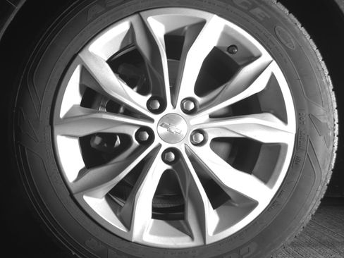 Used 2024 Chevrolet Malibu LT image 19