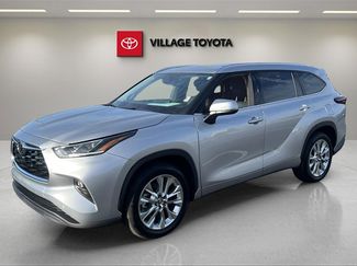 Certified 2025 Toyota Highlander Limited video 1