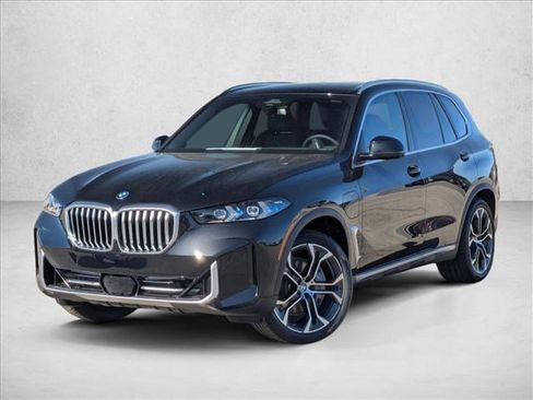 New 2026 BMW X5 xDrive50e w/ Premium Package image 1