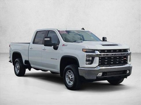 Used 2023 Chevrolet Silverado 2500 LT w/ Convenience Package image 3