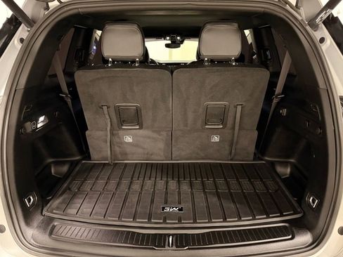 Used 2023 Jeep Grand Cherokee L Laredo image 10