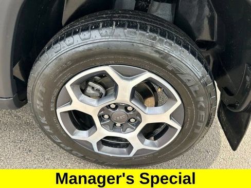 Used 2022 Jeep Compass Trailhawk w/ Trailhawk Elite Group AWD/4WD image 52