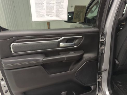 Used 2022 RAM 1500 Big Horn AWD/4WD image 10